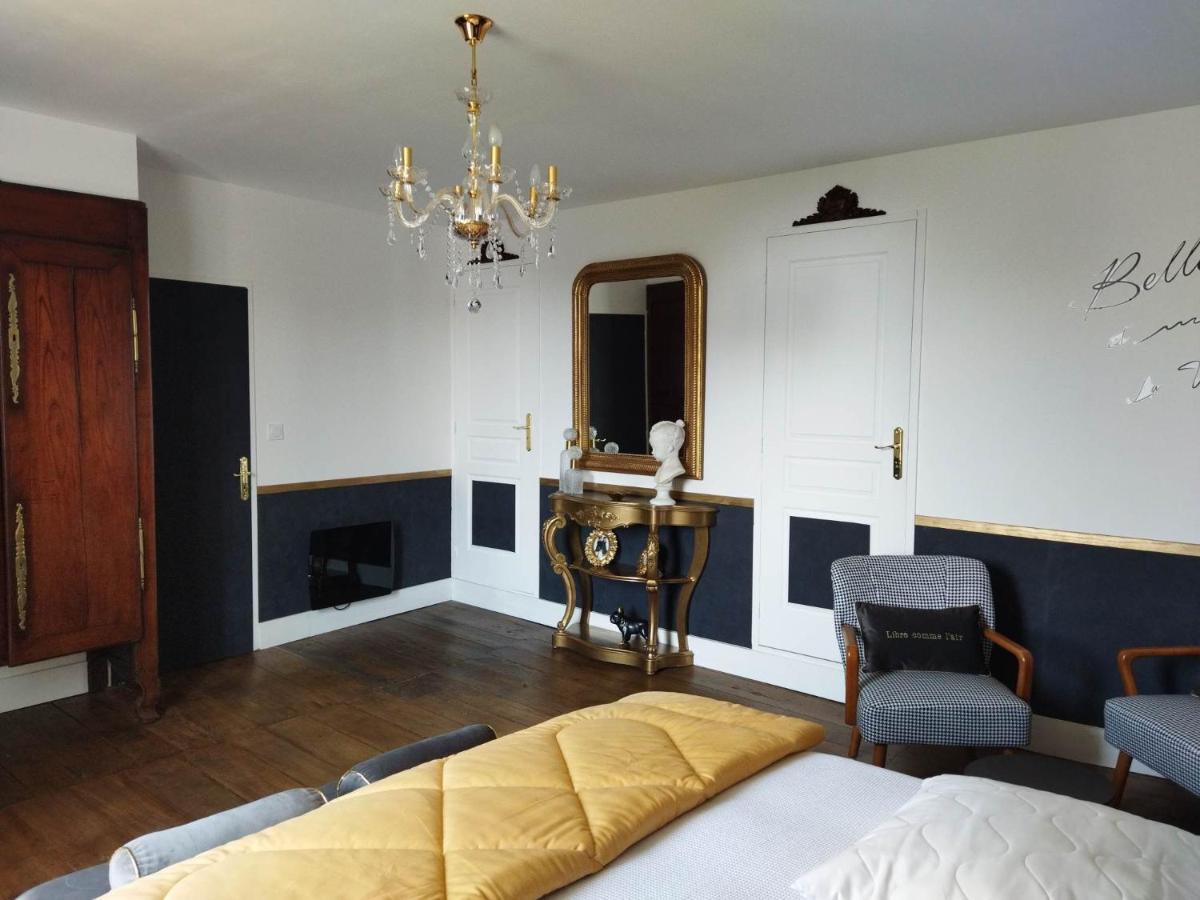 La Menardiere "Tranquilitatis" Chambre Double Petit Dejeuner Compris Corseul Exteriör bild